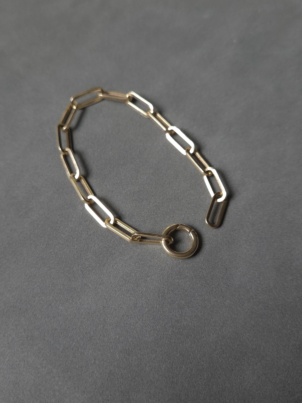 (Discontinued) Mejuri 14k Solid Gold Paperclip Chain Charm Bracelet